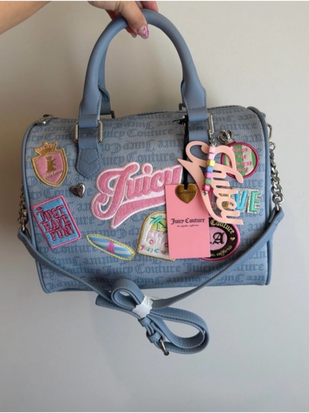 🩵Juicy Couture~Run The World Satchel